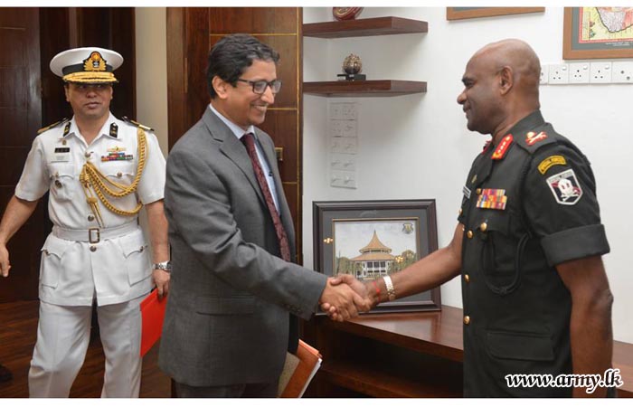 பங்களாதேச உயர் ஸ்தானிகர் இராணுவ தளபதியை சந்திப்பு