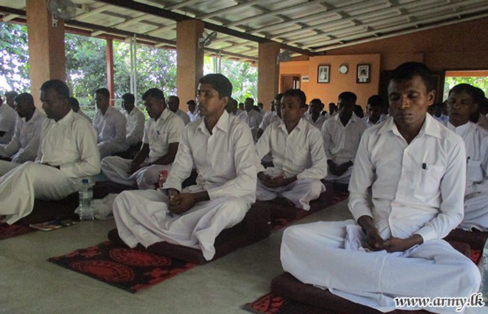 Members of Armed Forces Join One More Meditation Session