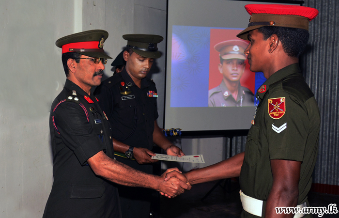 Attendees in ‘Photography and Video Technology Course’ Receive Certificates  