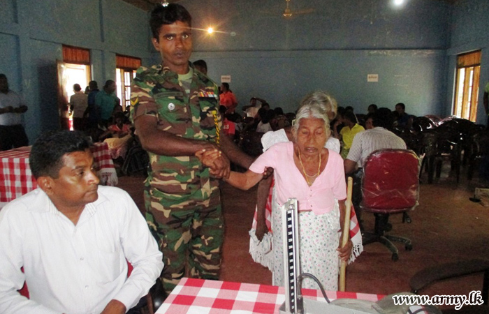பொது மக்களுக்கு சிறுநீரகம் தொடர்பான மருத்துவ கிளினீக் 
