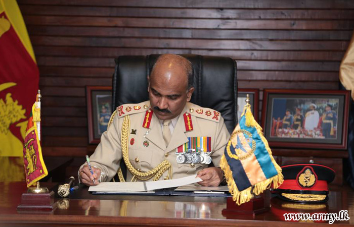 New Chief of Defence Staff After Military Honours Assumes Duties