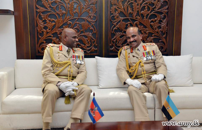 Commander Appreciates Good Work of Former Commander During Courtesy Visit