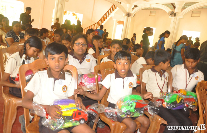 More than 100 Kilinochchi Students Entertained on Children’s Day