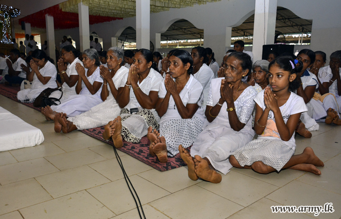 යුද හමුදාවෙන් මියගිය සිවිල් සේවකයින්හට විශේෂ පිං අනුමෝදන් කිරිමක්