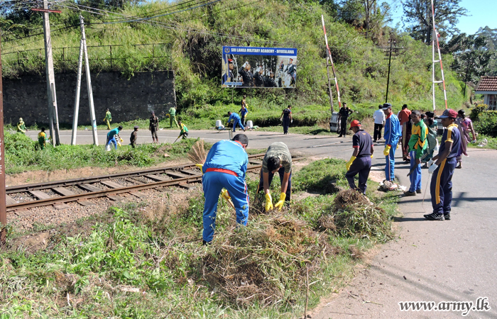 SFHQ-C Troops Conduct Community Project at Diyatalawa