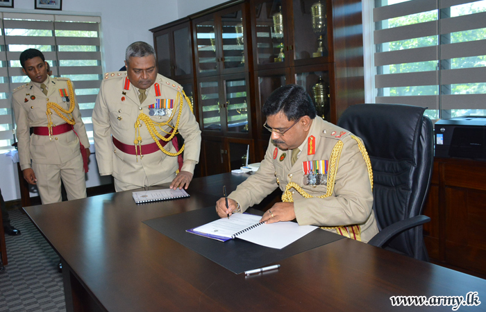 ශ්‍රී ලංකා ඉංජිනේරු රෙජිමේන්තුවේ නව කර්නල් සේනාවිධායක රාජකාරි අරඹයි