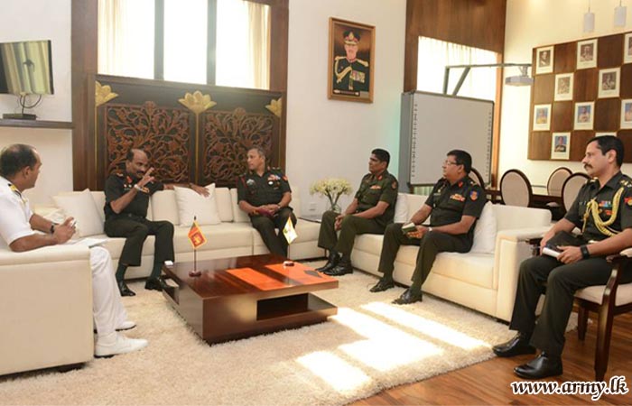 AAST Delegates of Indian Army Hold Talks with Commander of the Army 