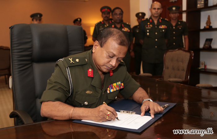 New Army Chief of Staff Assumes Office 