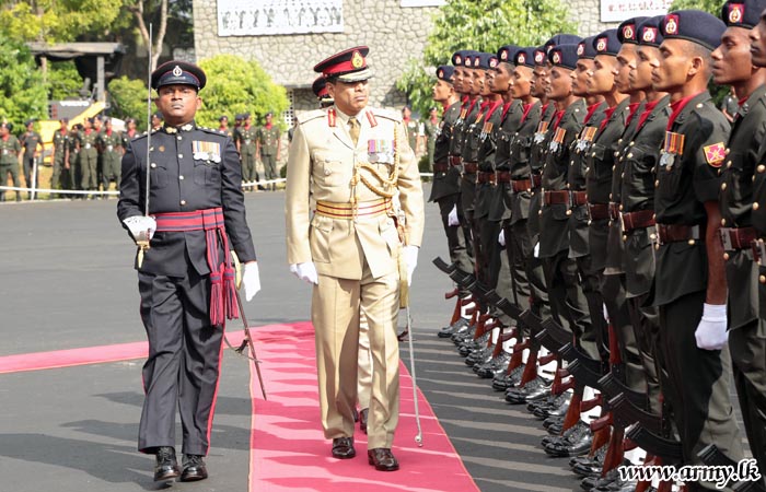 Military Honours Salute New CoS During Visit to His Mother Regiment 
