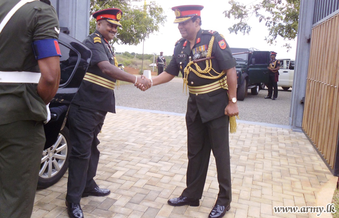 Commander SFHQ - C Visits 12 Division & Battalions