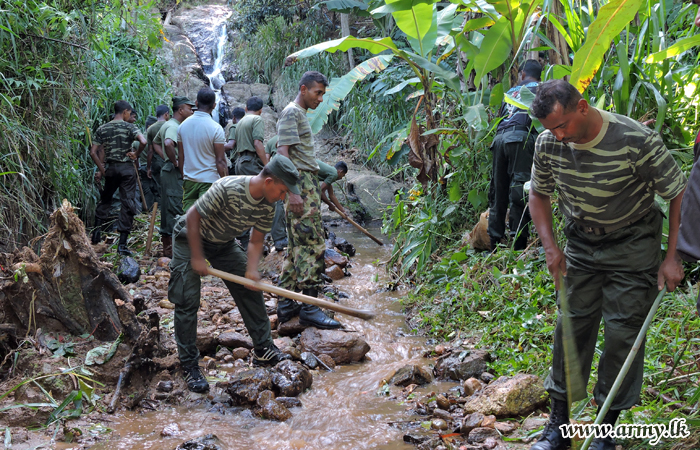 Troops Clean Catchment Areas 