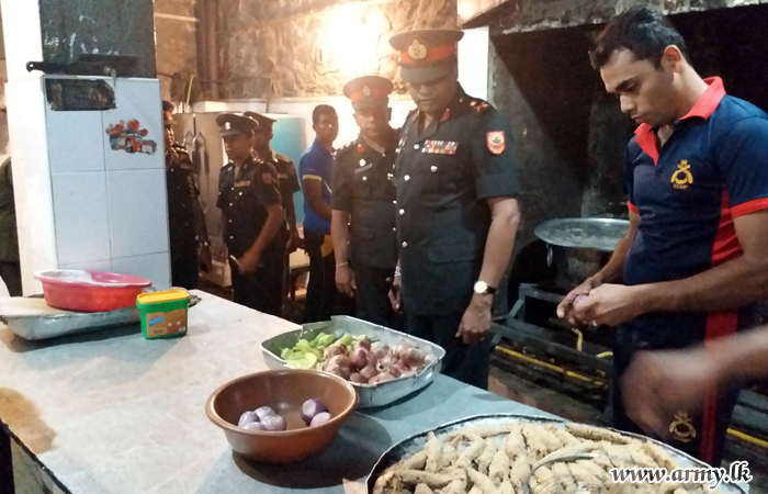 11 Division GOC Inspects Security Coordination for Kandy Esala Perahara  