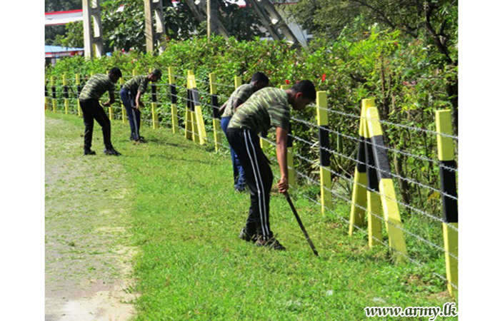 SFHQ-E Troops & 22 Div Troops Lead ‘Shramadana’ Campaigns