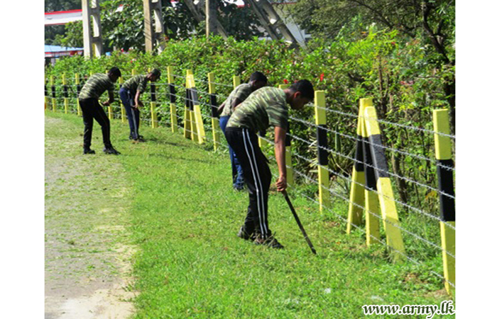 SFHQ-E Troops & 22 Div Troops Lead ‘Shramadana’ Campaigns