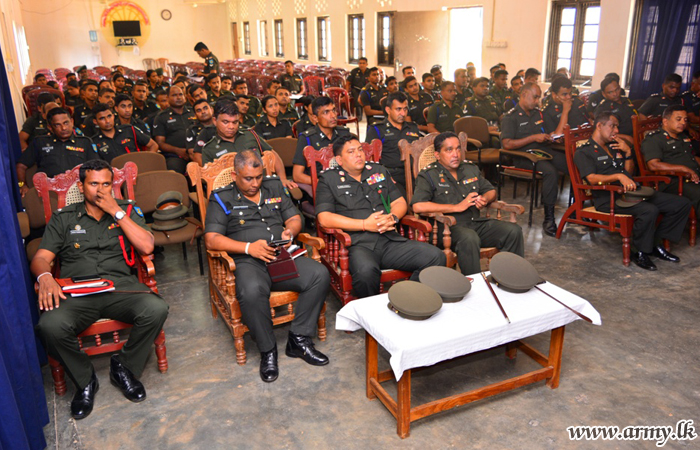 இராணுவத்தினருக்கு 'தீயணைப்பு மற்றும் மனித உரிமைகள்' தொடர்பான விழிப்புணர்வு