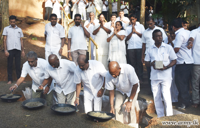 பாதுகாப்பு செயலாளர், இராணுவ தளபதியினால் தியான மத்திய நிலையத்திற்கு அடிக்கல் நாட்டு நிகழ்வு