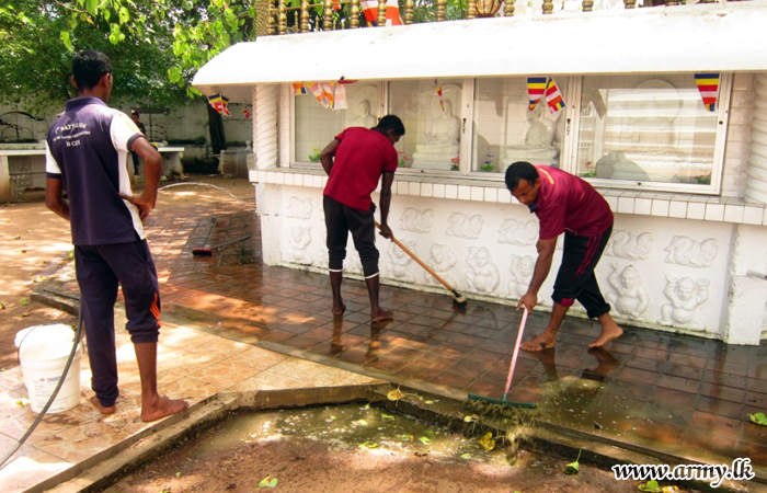 Assistance Extended for Gothami Temple Cleaning 