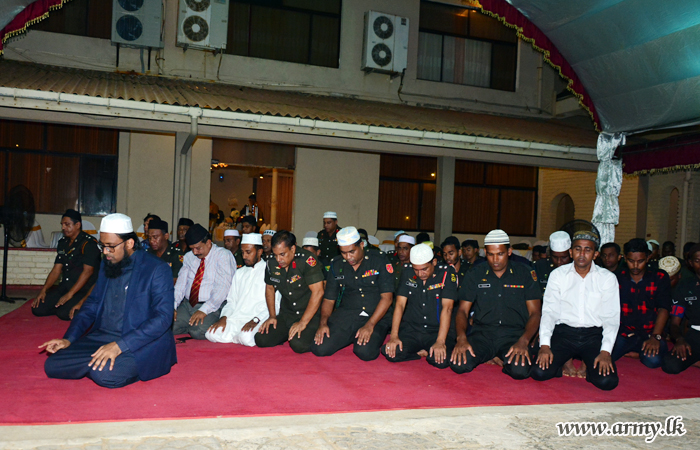 Chief of Staff & Senior Officers Join ‘Ifthar’ Tradition with Muslim Members in the Army 