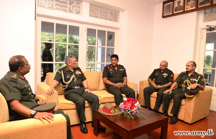 India’s Army Chief Visits Trincomalee & 22 Division   