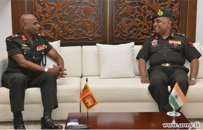 Southern Commander of Indian Army Here on Goodwill Visit Meets Army Commander 