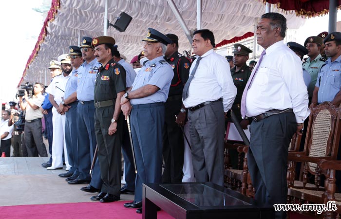 Secretary Defence & Service Chiefs Inspect Independence Day Rehearsals