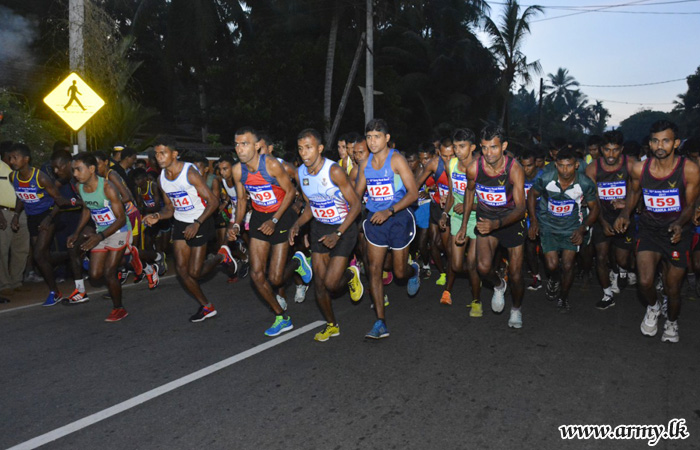 යුද හමුදා අන්තර් රෙජිමේන්තු මැරතන් ධාවනය හඳපාන්ගොඩ දී ආරම්භ විය