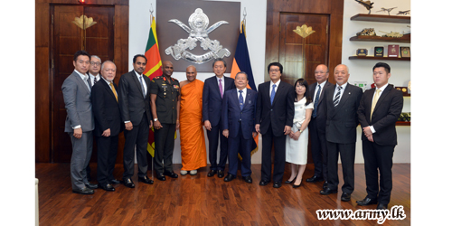 Commander Explains Army’s Commitment for Revival of Buddhism to  former Japanese Premier 