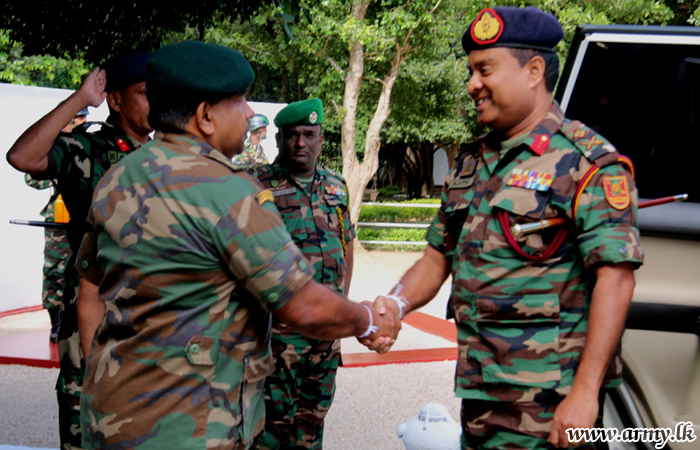 Kilinochchi Commander Meets All Ranks in 663 Brigade & Two Other Units