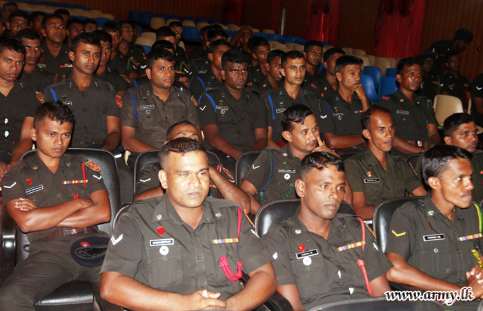Troops Learn About ‘Hinduism’ & Its Practices   