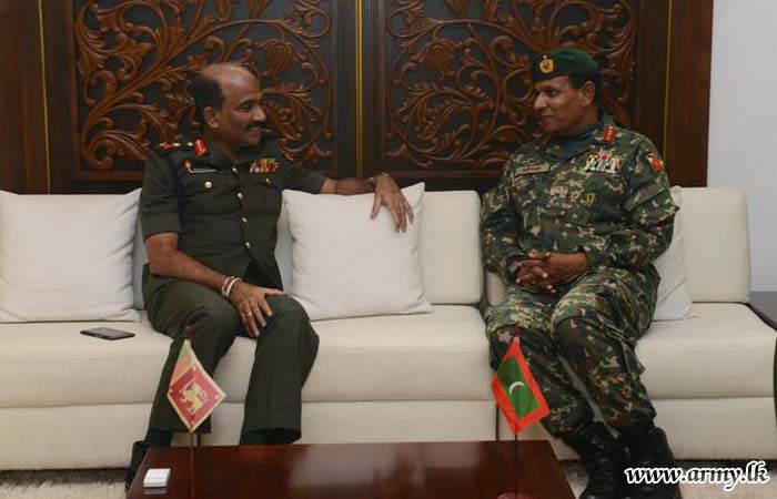 Maldivian Defence Chief Calls on Commander of the Army