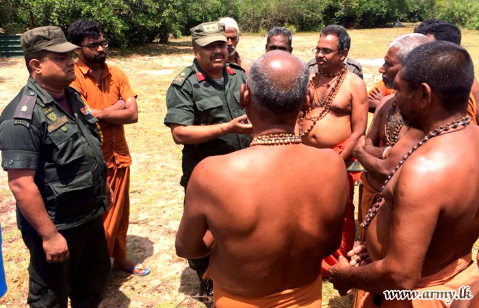 12 Division GOC Looks into Facilities for ‘Paada Yathra’ Devotees 