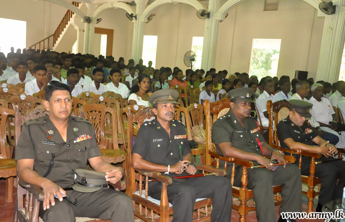 SFHQ – KLN Educates Civilians & Service Personnel on HIV-AIDS