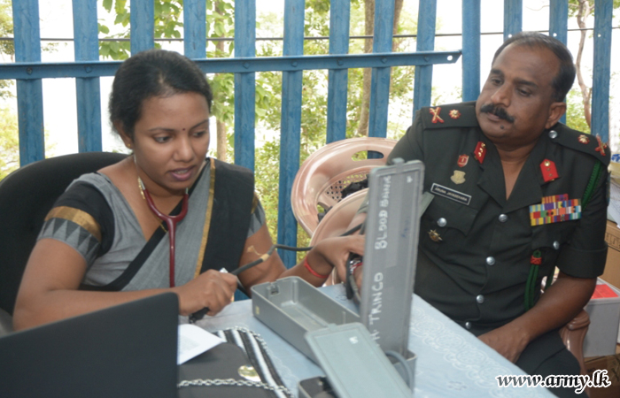 Troops of 22 Division Support Blood Donation in Trincomalee