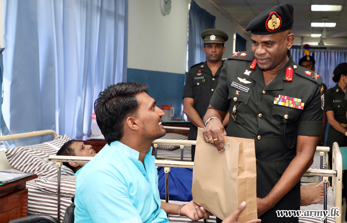 Commander Meets Ragama ‘Ranaviru Sevana’ Inmates 