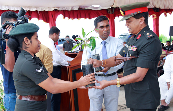 Troops Given Seedlings of Economic Value 