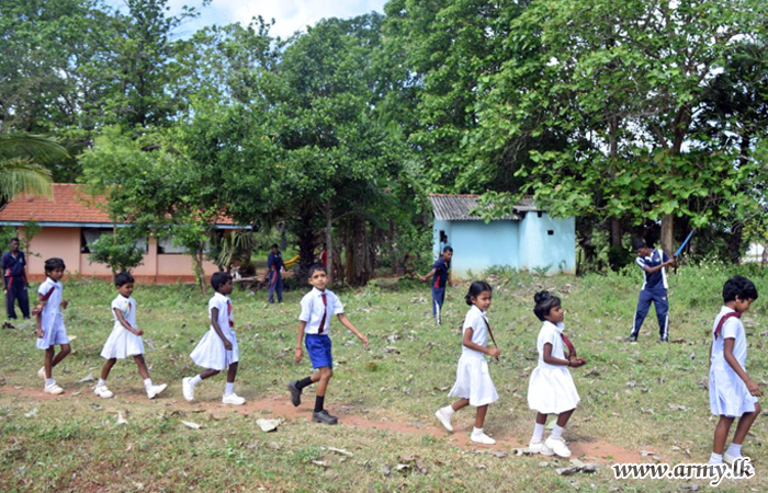 They Clean Ambalpuram Tamil School