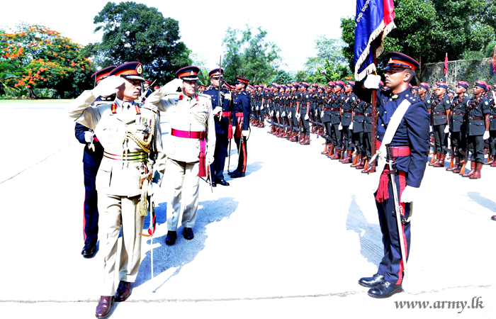 Gunners Salute Their Retiring Adjutant General 