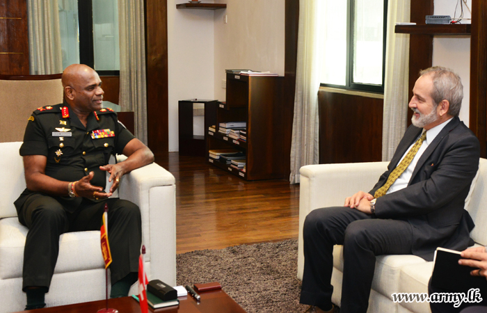 Swiss Ambassador Shares Views with Commander 
