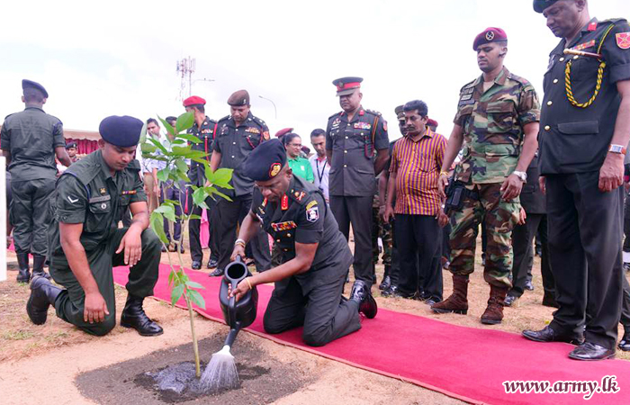 ‘තුරුලිය වෙනුවෙන් අපි’ ව්‍යාපෘතිය යටතේ දක්ෂීණ අධිවේගි මාර්ගය දෙපස රුක් රෝපණ වැඩසටහනක්