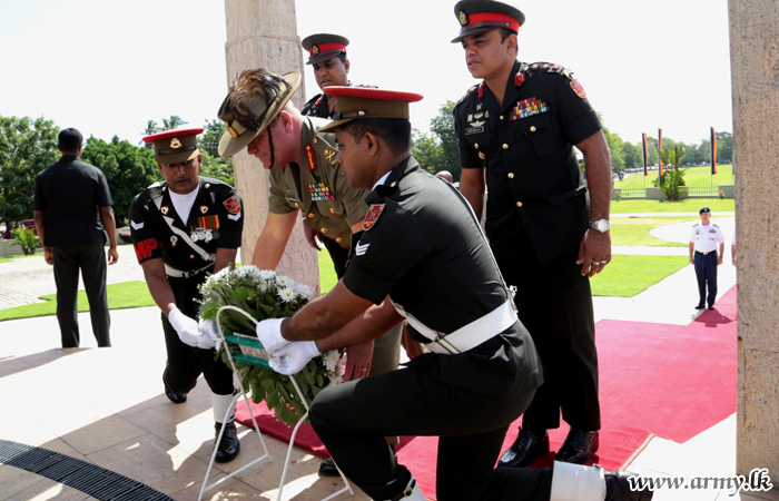 ඇමරිකා එක්සත් ජනපද හමුදා නියෝජිතයින් දිවි පිදු ශ්‍රී ලාංකීය රණවිරුවන්ට ආචාර පුද කරයි