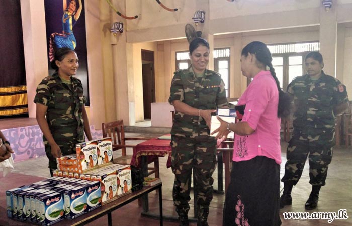 Woman Soldiers Continue to Support Ex-Woman Combatants 